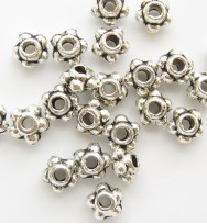 Daisy Spacers Chunky 5mm